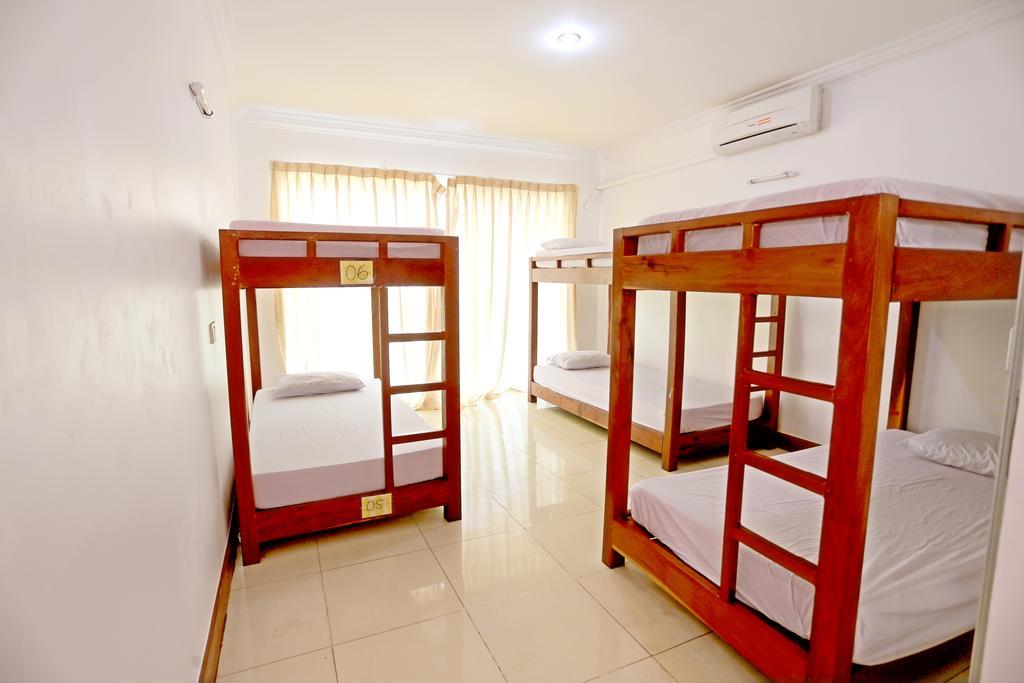 Hang Tep Hostel Сіємреап Екстер'єр фото
